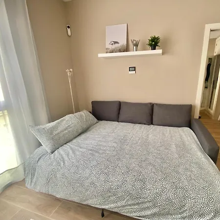 Apartment Attractive In Center Malaga