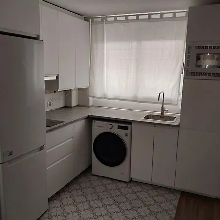 Apartment Attractive In Center *